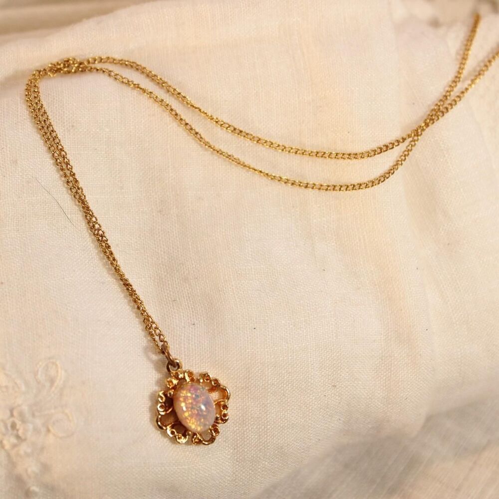 Dainty fairycore gold-tone filigree opal necklace oval iridescent pendant